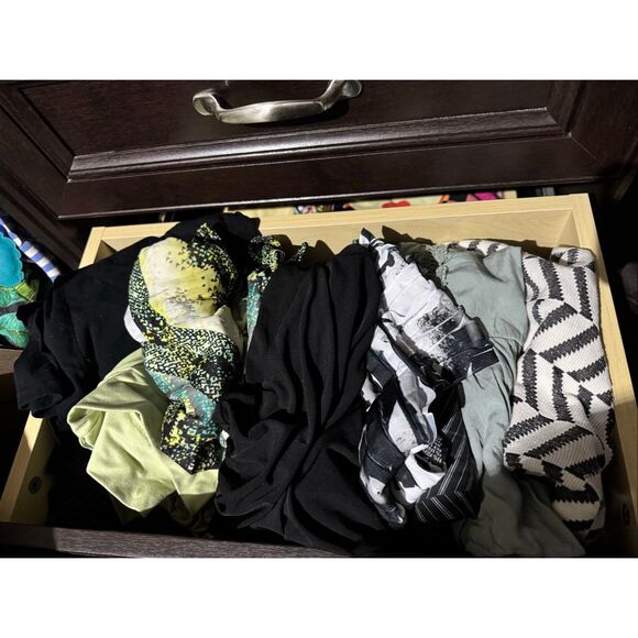 Bundle of Large Women’s Tops - Picture 2 of 4